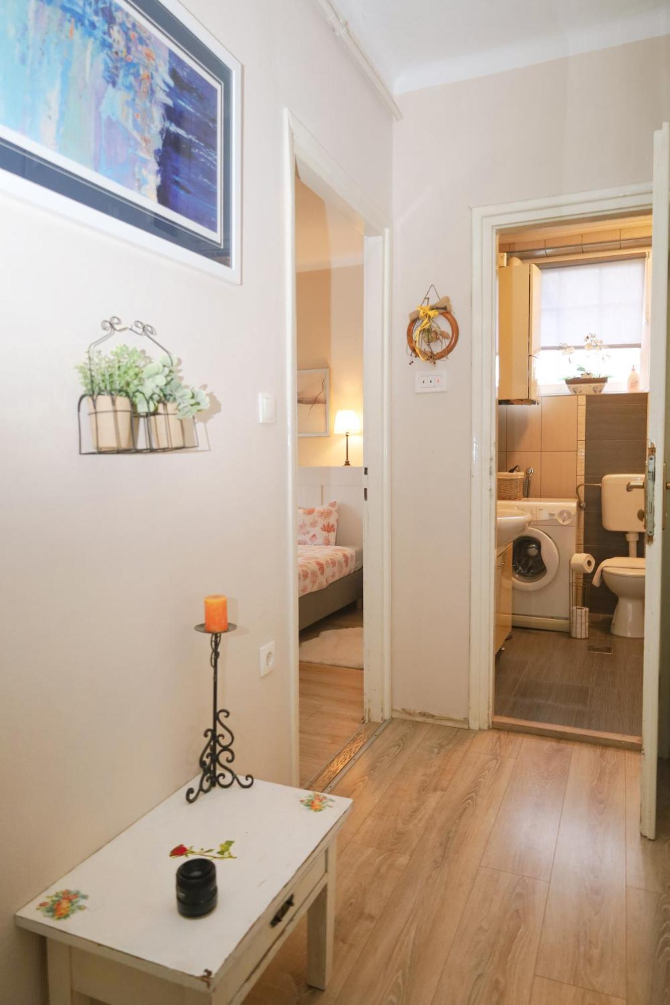 Kamena Kuca Apartman Pozsega Kültér fotó